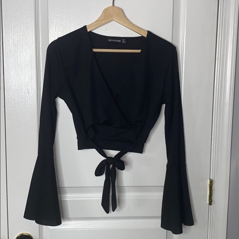 PRETTYLITTLETHING LONGSLEEVE SHIRT
